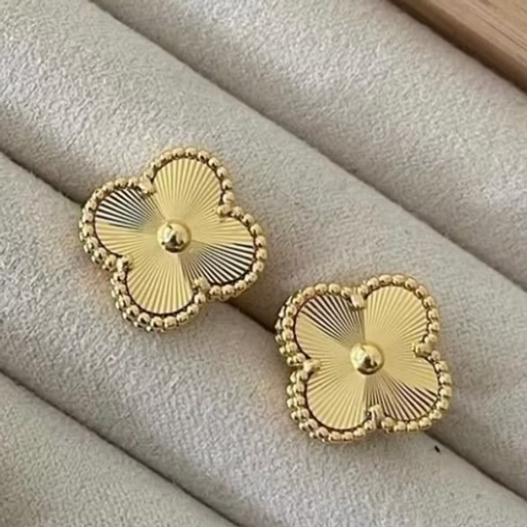 Boucles d'oreilles Trèfles dorées