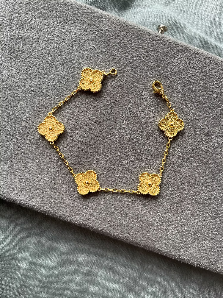 Bracelet trèfles gold avec relief